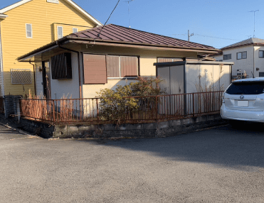 茨城県笠間市の駐車場の無い家外観