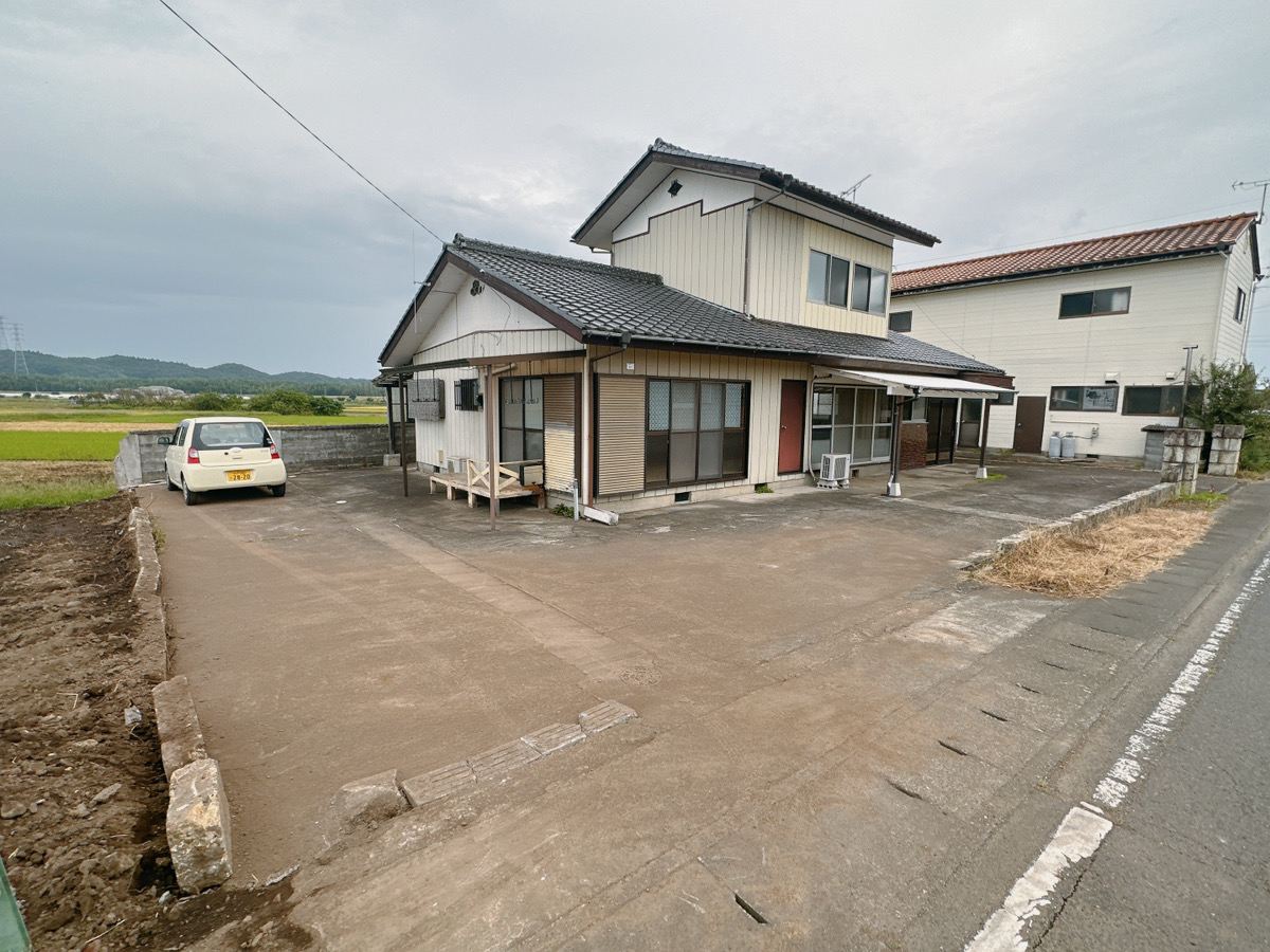 茨城県常陸大宮市上岩瀬戸建て外観