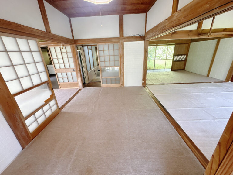 トイレ交換と雨戸障子更新の工事でした！！ | 日立市｜住宅